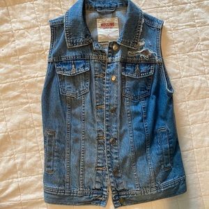 XS Blue Denim Distressed Vest